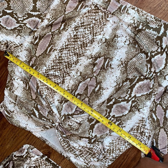 NWT Prettylittlething set ‼️ - Picture 3 of 5